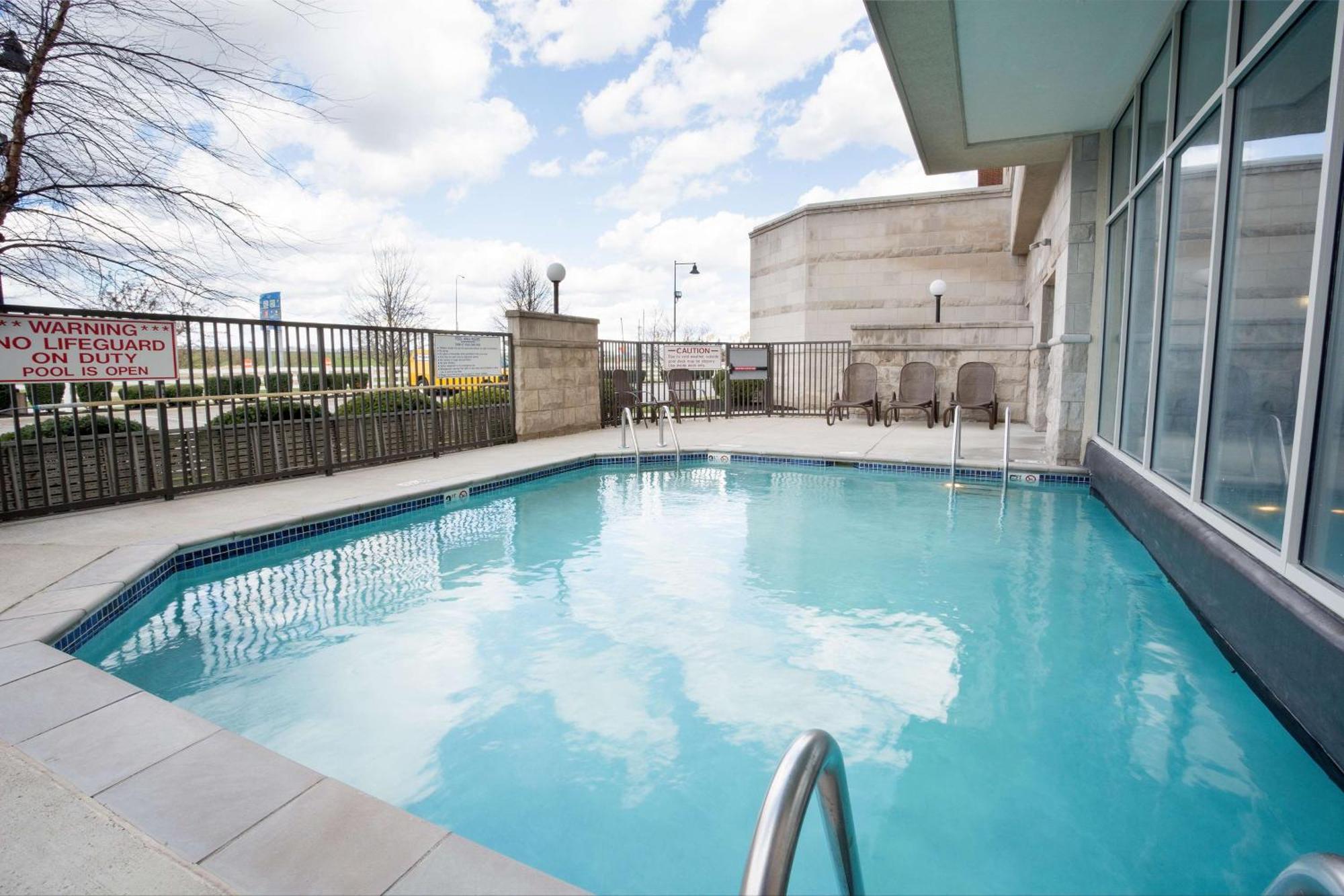 Hotel Drury & Columbus Grove Grove City